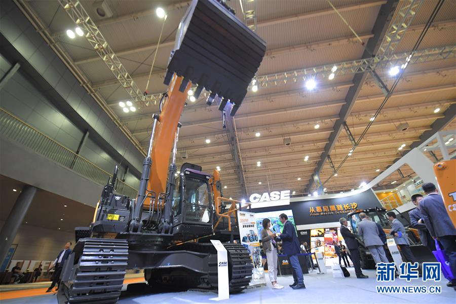 (壮丽70年 奋斗新时代——推动高质量发展调研行·图文互动)(5)长沙:“工程机械之都”探寻世界坐标