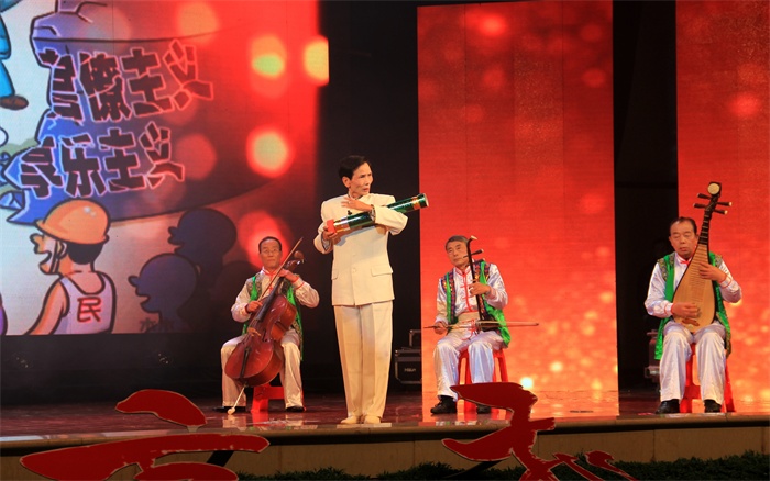 DSCF1702衡洲渔鼓倡导干部职工廉洁过新年.陆昕.13973417123.jpg