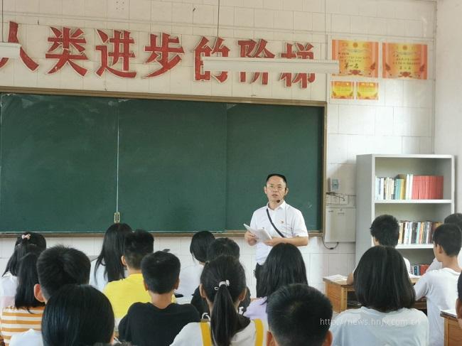 2王礼平.jpg 2王礼平.jpg