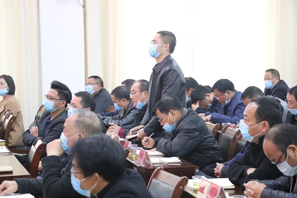 省委宣讲团永州分团成员齐爱社同志到回龙圩管理区宣讲党的十九届五中全
