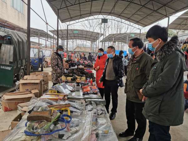 “扫黄打非”部门春节前开展专项整治 净化文化环境 欢乐祥和过年