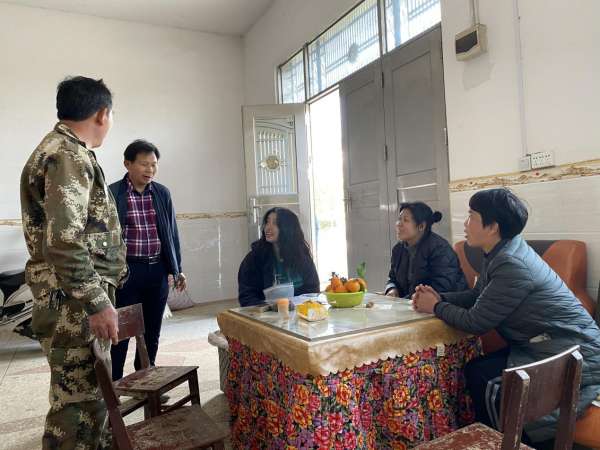 回龙圩医保:以考核促服务 以走访促宣传