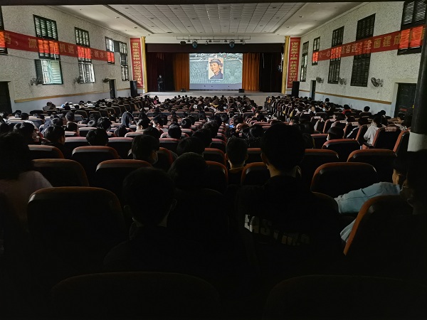 回龙圩管理区中学：重温峥嵘岁月，传承红色基因