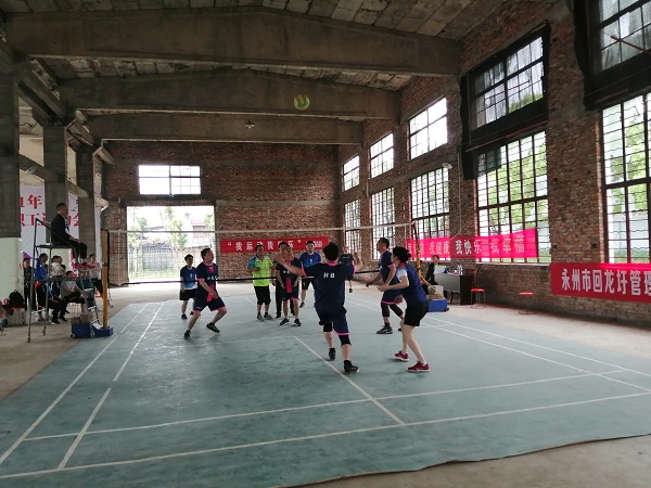 回龙圩民政局：推动全民健身 助力全面小康—组织职工开展气排球比赛