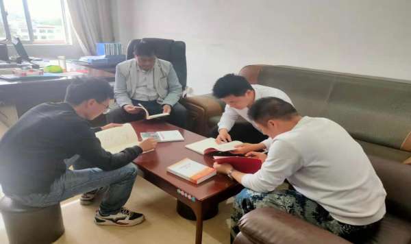 回龙圩发改委：召开二季度创信工作推进会