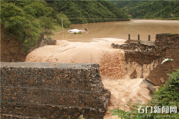 甲摆水库淹没区图片