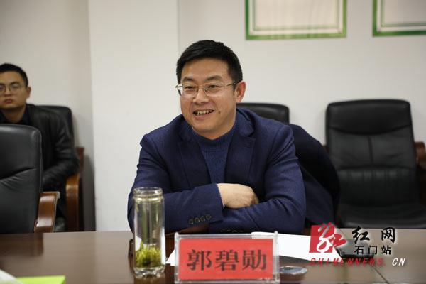 常德军分区司令员李兴刚来石调研人武工作