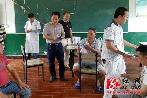 县卫计委:防汛救灾卫计人员在行动