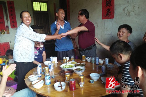 县司法局:化解陈年积案服务精准扶