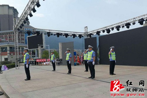 双牌交警：岗前培训练新兵 严明纪律提素质