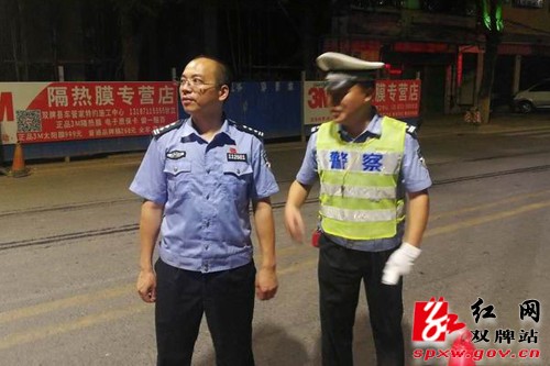 双牌交警国庆前夕严查酒驾