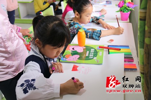 双牌县:书店进校园 引领全民阅读