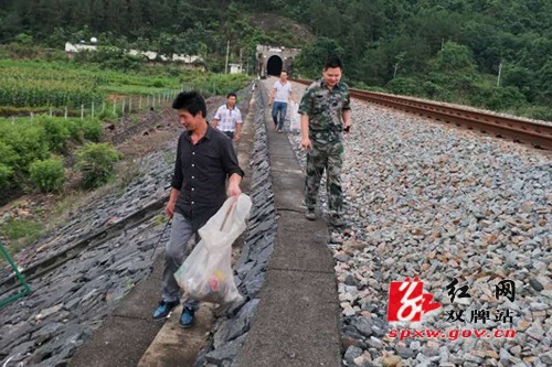江村镇:开展铁路护路综合整治行动