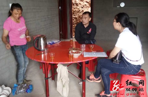 双牌县公路局开展“端午节”走访慰问活动