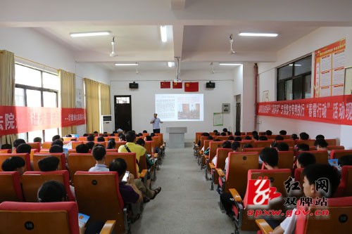 双牌法院开展“春雷行动”宣传暨送法进校园活动