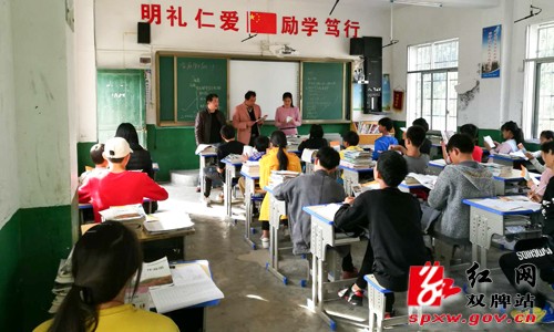 打鼓坪：科普进村入校院 妇孺老幼皆受益