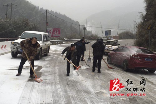 县交通运输局：全面开启抗冰除雪保畅行动