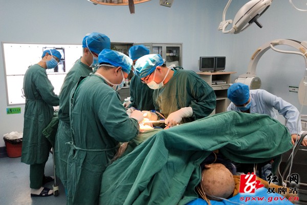 双牌人民医院成功为百岁老兵置换髋关节