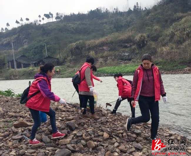 双牌：凝聚巾帼力量助推 农村人居环境整治