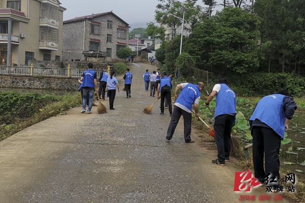 县司法局：社区服刑人员回馈社会 助力美丽乡村建设
