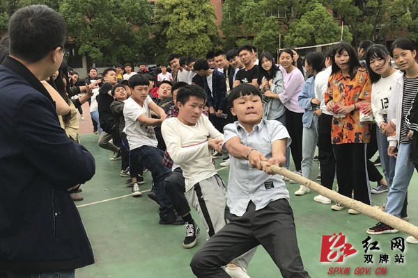 县职中:一根绳 一条心