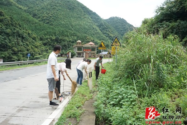 双牌县委组织部机关党支部开展