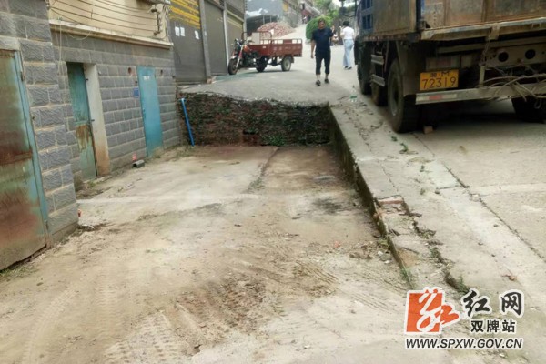 双牌县纪监委：盯住卫生死角，深入推进小区整治工作