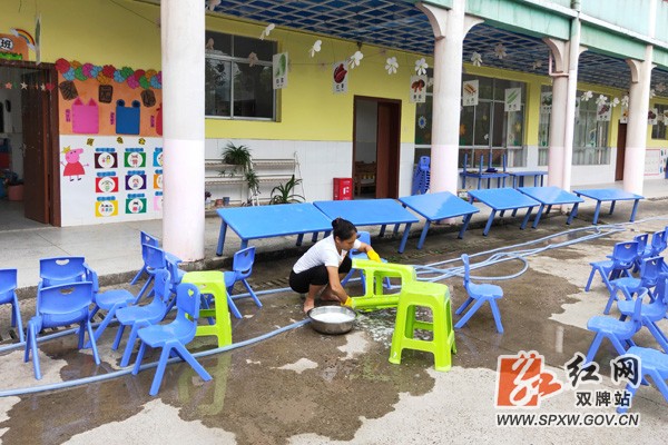 泷泊镇中心幼儿园开展秋季开园准备工作