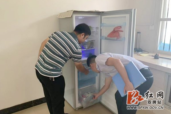 打鼓坪乡：开展校园食品安全检查 确保师生舌尖安全