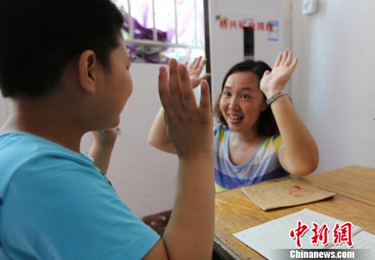 扶晓萍:一个特殊学校校长的“舍得梦”