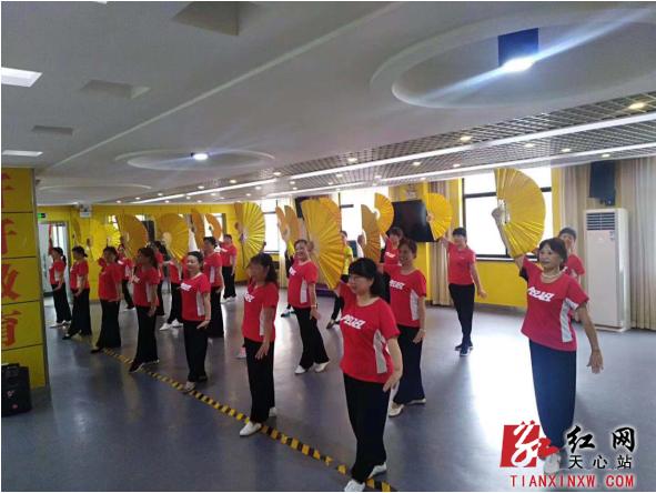 免费老年大学哪个平台好 1549bfe3-2bd1-4def-bb05-60e627fc8f65.png