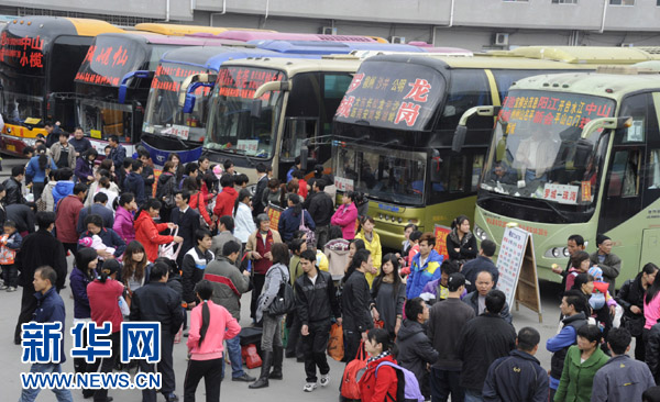 全国各地陆续迎来春运返程高峰全国各地陆续迎来春运返程高峰"