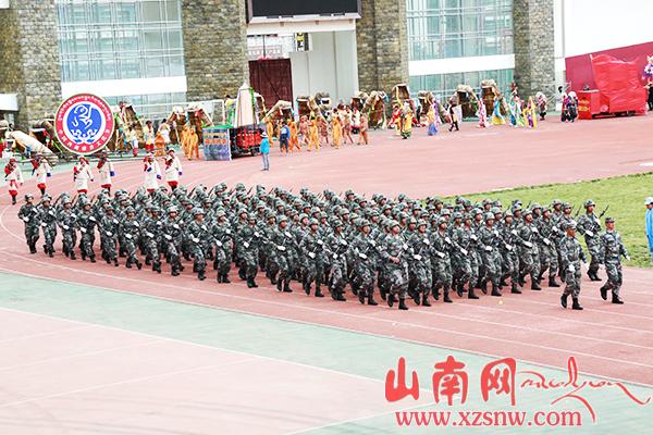 2016中国西藏雅砻文化节开幕式解放军方队