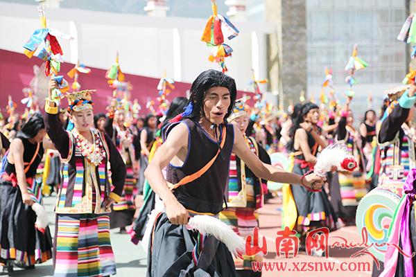 2016中国西藏雅砻文化节开幕式琼结卓舞方队