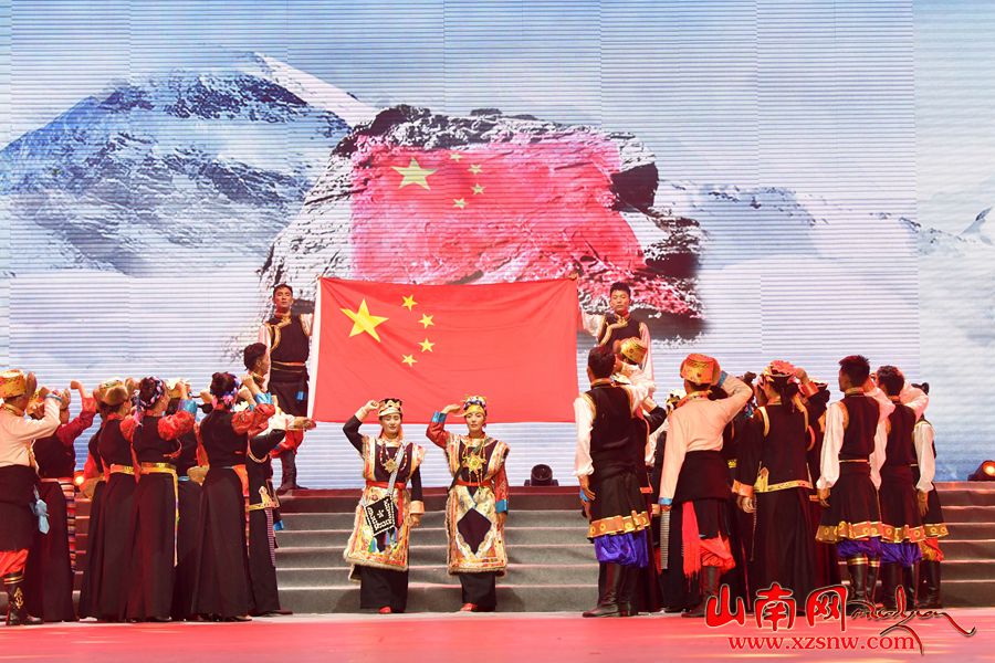 我市舉行慶祝中國共產黨成立100周年主題文藝晚會