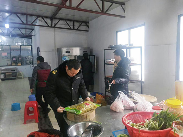 食堂.jpg