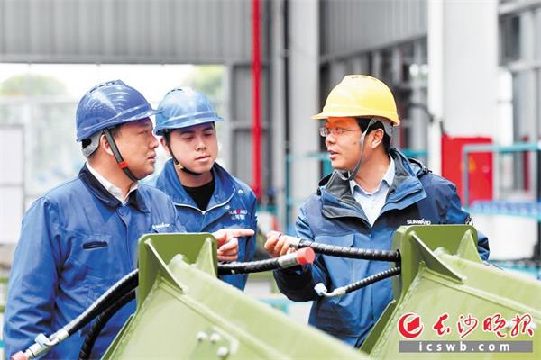 5cb0e854d878f_watermark1.jpg